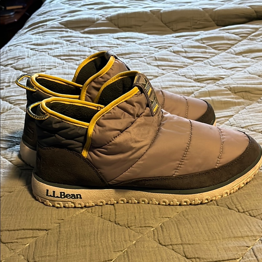 L.L. Bean Womens Quilted Slip-On Shoes - gray, green, yellow